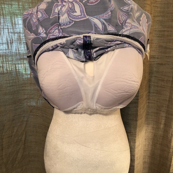 Lands End   18W Racer Back Bathing Suit Top - Picture 4 of 4